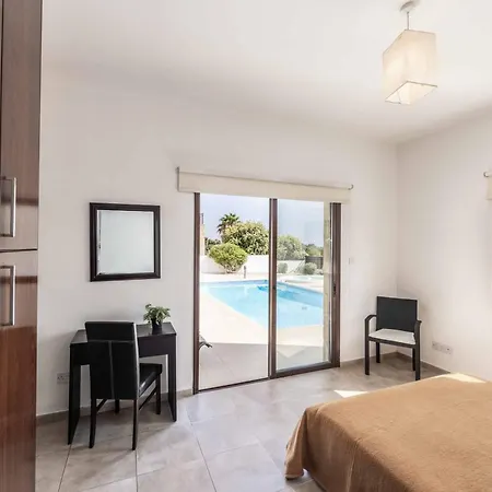 Villa Evanthia *
